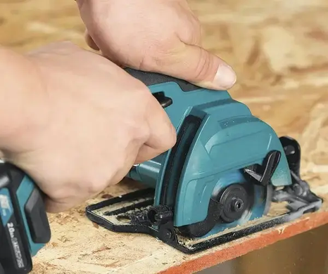 Аккумуляторная дисковая пила Makita HS 301 DZ (85 мм, 25.5 мм, 2 аккумулятора) OptDropPof-VEN0519 фото