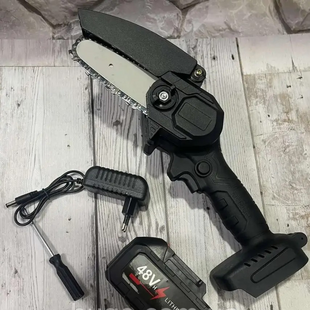 Мини пила Mini Electric Chain Saw1 в чемодане с 1 акк. для обрезки деревьев и распила дров 48V DEtopik-AA2-1 фото